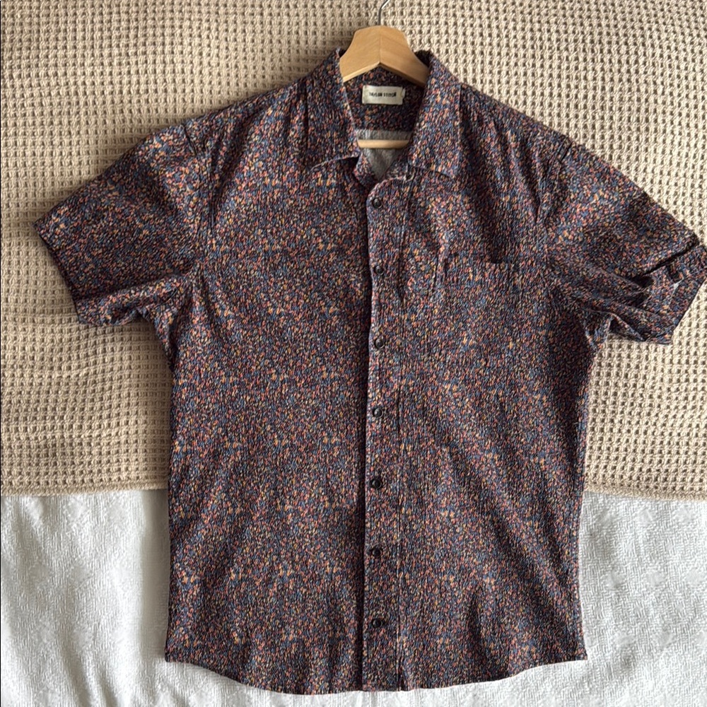 The Short Sleeve Hawthorne in Flower Field - XL 44